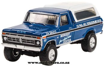 1/64 Ford F-250 Pick-Up with Canopy (1974, blue & white)-ford-Model Barn
