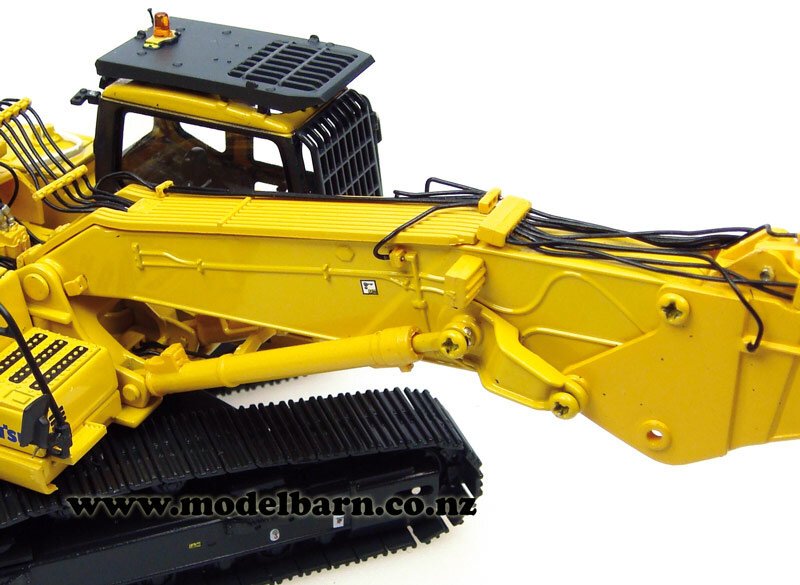 Komatsu PC450LC Excavator