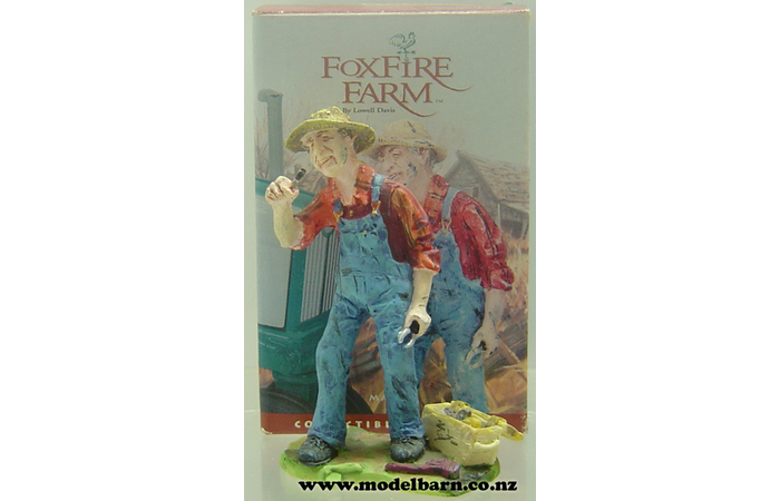 1/16 "Mac" Figurine (Foxfire Farm)