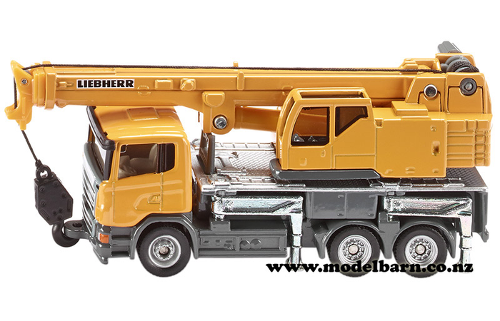 1/87 Liebherr 3-Axle Telescopic Truck Crane