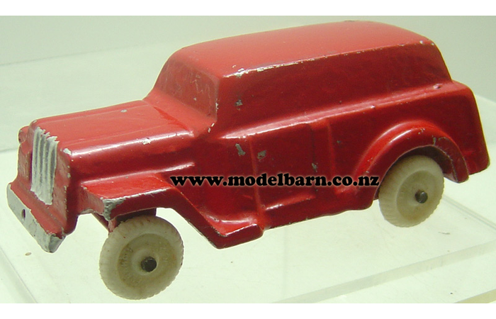 Jeep Station Wagon (red, repainted, broken bumper, 114mm)