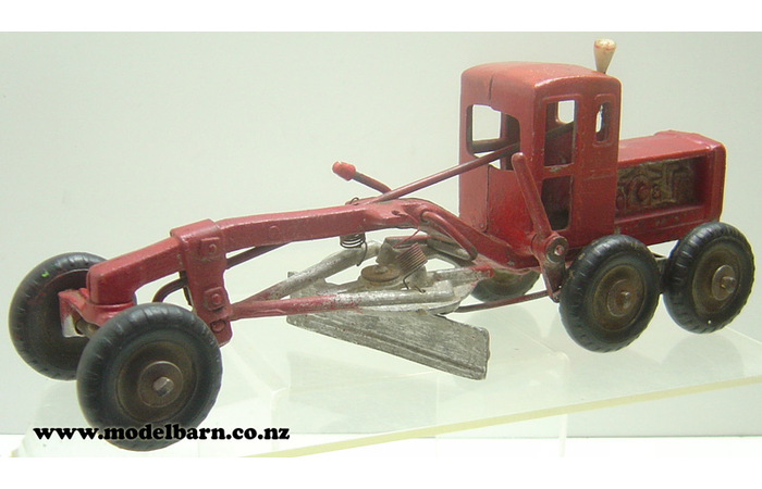 Motor Grader (red, repainted, repair to blade carrier, 275mm)