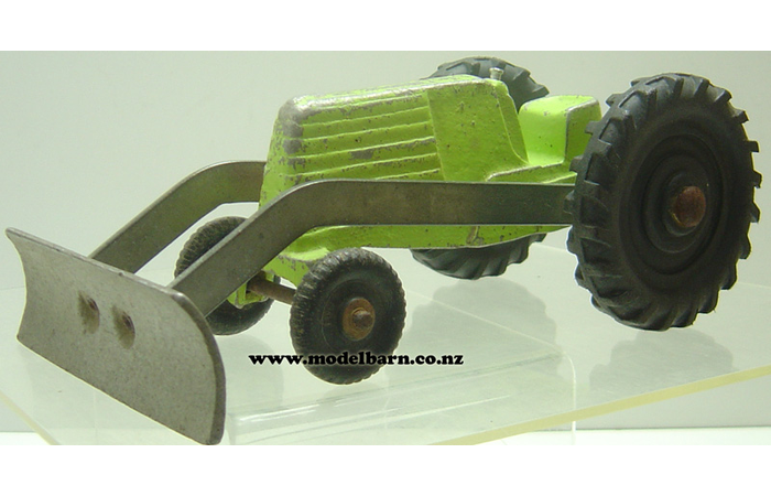 Medium Tractor with Loader & Blade (green, 210mm)