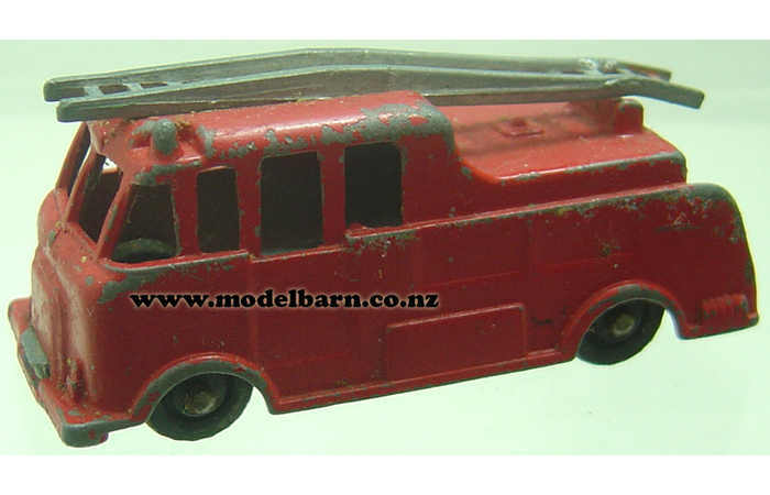 Fire Engine (red, 57mm)