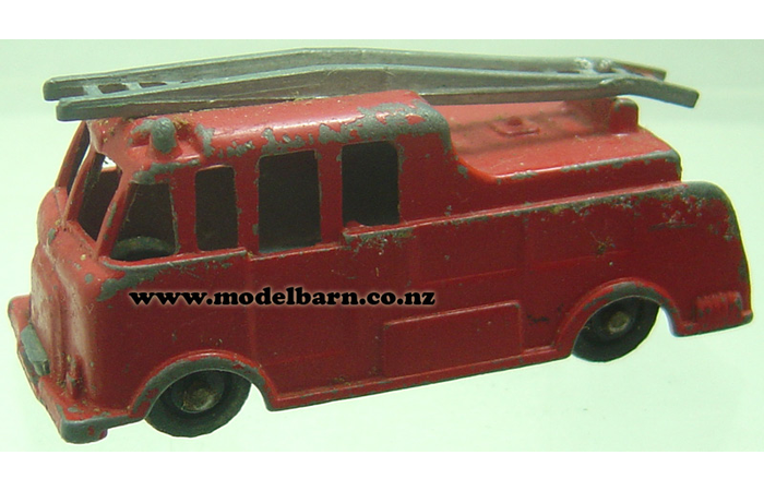 Fire Engine (red, 57mm)