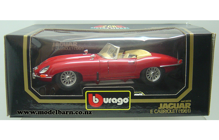 1/18 Jaguar E Cabriolet (1961, red, missing right tail light surround)