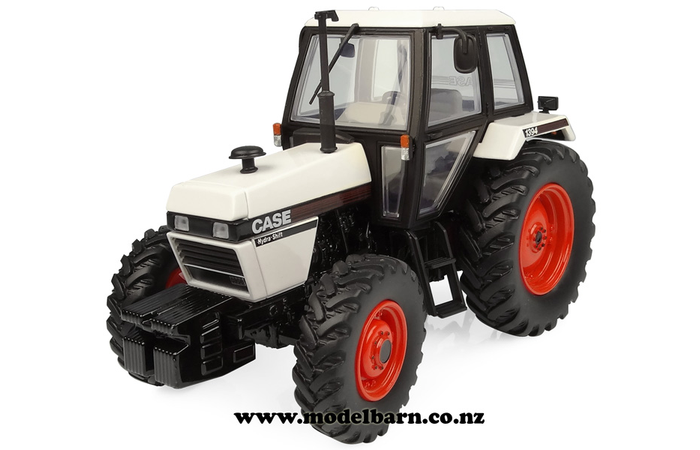 1/32 Case 1394 4WD (white & black)
