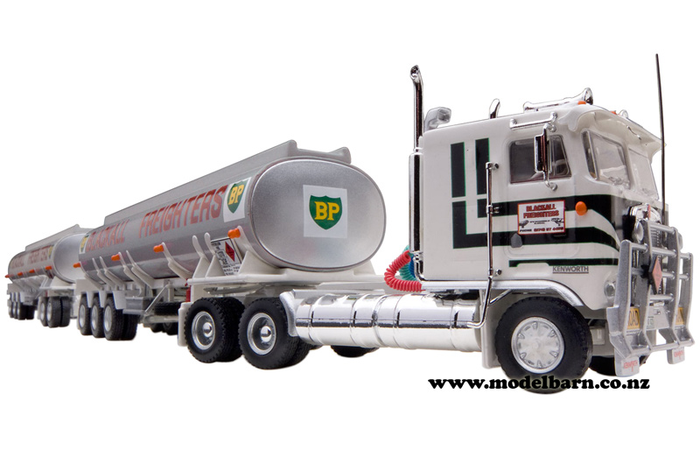 1/64 Kenworth COE Tanker Road Train "Blackall Freighters"