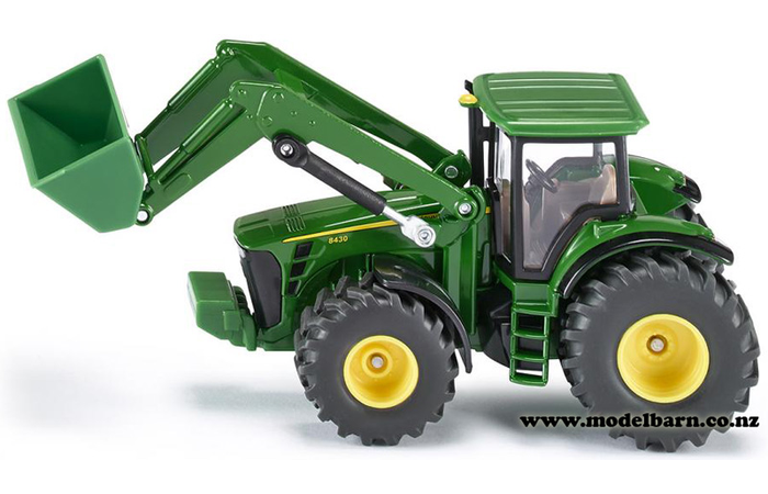 1/50 John Deere 8430 with Loader