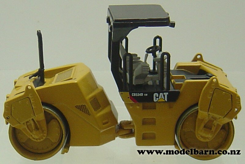 1/50 CAT CT660, Low Loader & CB-534D Roller Set (damaged