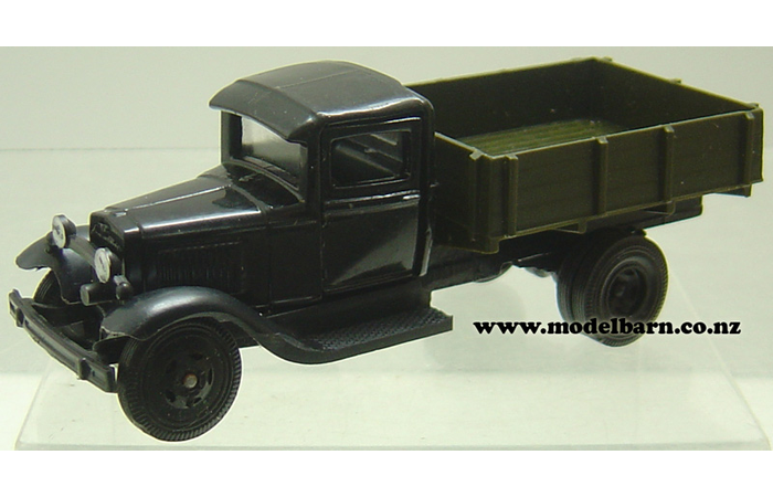 1/43 GAZ AA Army Truck (black)