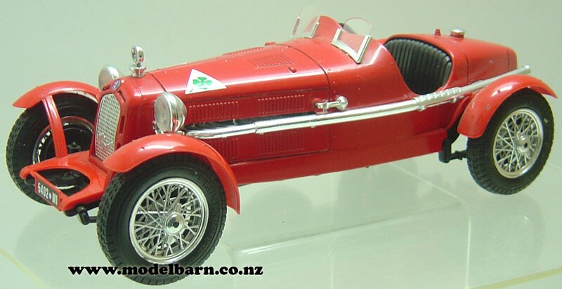 BURAGO 3014 Scale 1/18 | ALFA ROMEO 8C 2300 MONZA 1931 RED