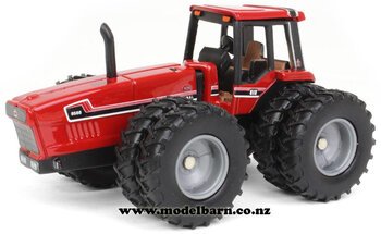 1/64 International 6588 2+2 4WD with Duals All-round-international-Model Barn