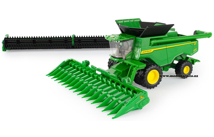 1/64 John Deere X9 1100 Combine Harvester with Grain & Corn Heads (Replica Play)