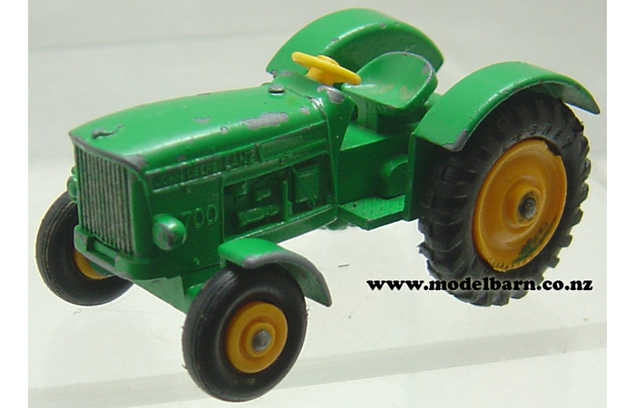 John Deere-Lanz 700 (broken tow hook, unboxed) Matchbox