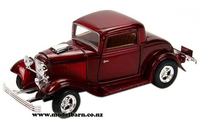 1/24 Ford Coupe (1932, crimson)