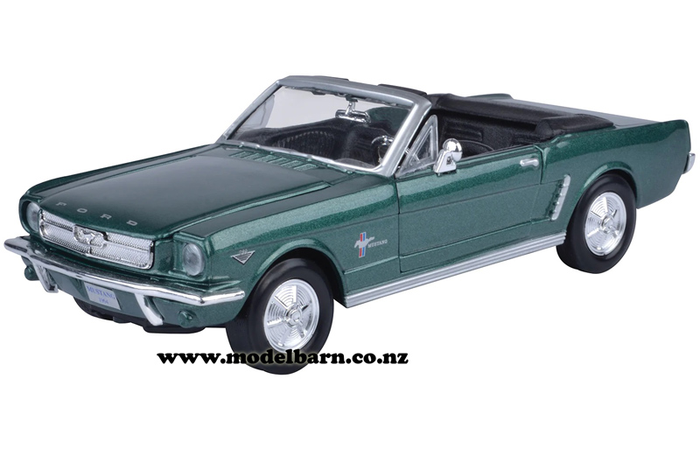 1/24 Ford Mustang Convertible (1964, green)