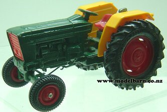 1/32 Ford 6600 (green body with yellow guards & red grill, unboxed) Britains-ford-and-fordson-Model Barn