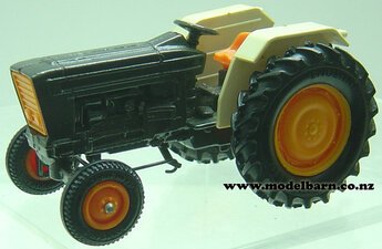 1/32 Ford 6600 (grey body with white guards & orange grill, unboxed) Britains-ford-and-fordson-Model Barn