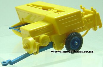 1/32 Bamfords BL58 Baler (missing parts) Britains-other-farm-equipment-Model Barn