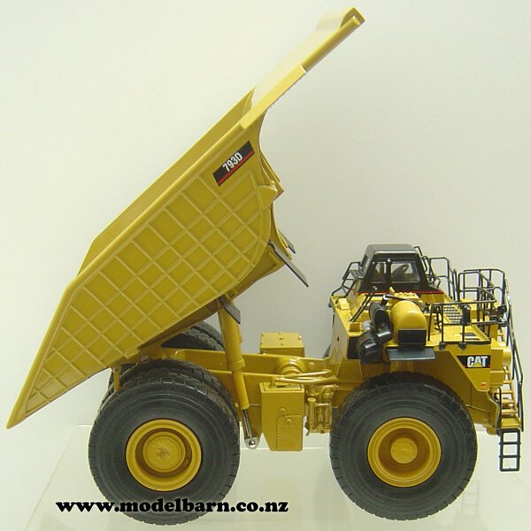 1/50 Caterpillar 793D Dump Truck (early edition) - Construction
