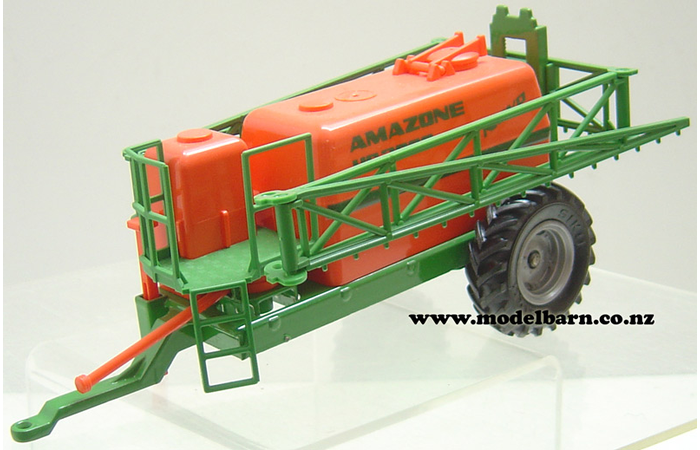 1/32 Amazone UG 3000 Crop Sprayer (unboxed)