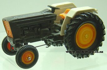 1/32 Ford 6600 (grey & white, unboxed) Britains-ford-and-fordson-Model Barn