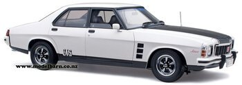 1/18 Holden HX Monaro GTS Sedan (Cotillion White)-vehicles-Model Barn