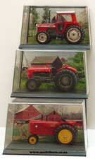 1/43 Display Case Set of 3-parts,-accessories,-buildings-and-games-Model Barn