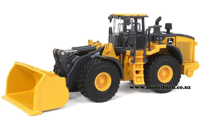 1/50 John Deere 904 P-Tier Wheel Loader