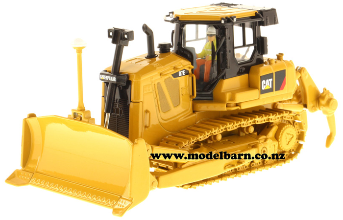 1/50 Caterpillar D7E Bulldozer