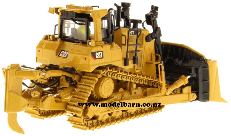 新品　未使用　CAT 1:50 D9T トラクター85944 Amazon.com: Diecast Masters 1:50 Scale Caterpillar D9T Track