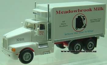 1/87 Kenworth T600 6-Wheel Refer Truck "Meadowbrook Milk"-kenworth-Model Barn