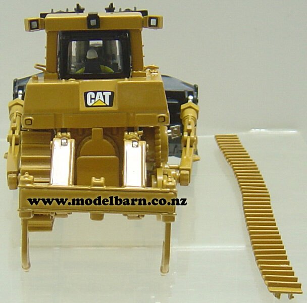 1/50 Caterpillar D10T Bulldozer (broken track