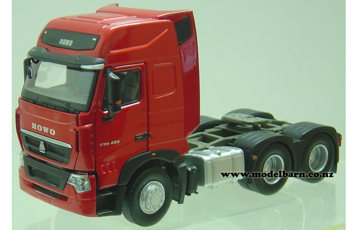 1/36 Sinotruk Howo T7H 430 Space Cab Prime Mover (red)