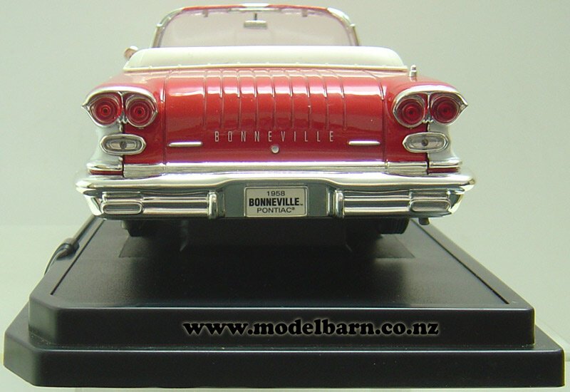1/18 1958 PONTIAC BONNEVILLE 本体美品　絶版品 1/18 Pontiac Bonneville Convertible (1958, red & white) - Vehicles