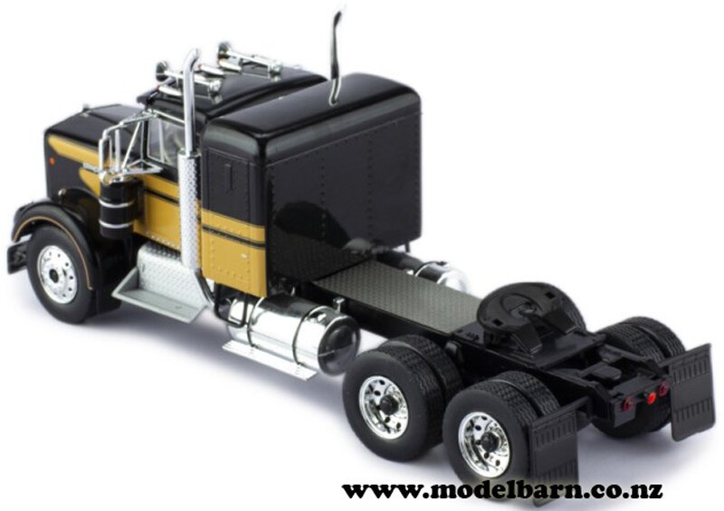 1/43 Kenworth W900 Prime Mover (1976, black & brown) - New