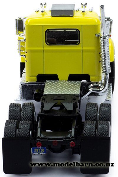 Art-Toys - White Western Star 4864(1970)clear yellow
