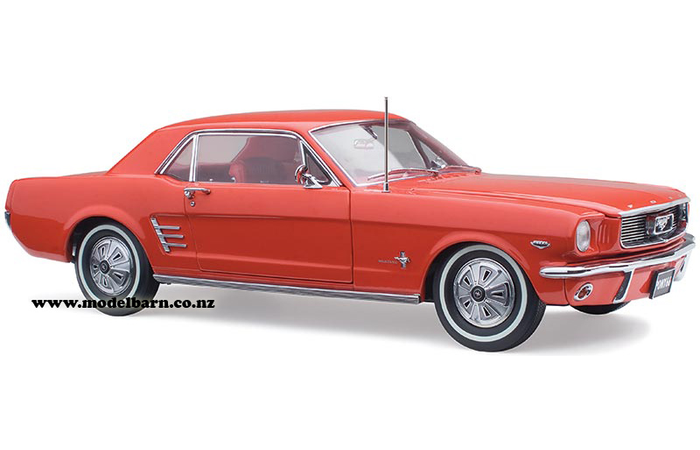 1/18 Ford Pony Mustang (1966, Signal Flare Red)