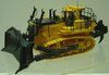 1/50 Komatsu D475A-8 Bulldozer (damaged box)