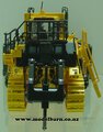 1/50 Komatsu D475A-8 Bulldozer (damaged box)