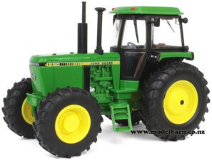 1/32 John Deere 4250 4WD-john-deere-Model Barn