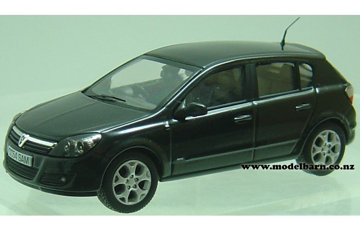 1/43 Vauxhall Astra 2004 (Digital Green, unboxed)