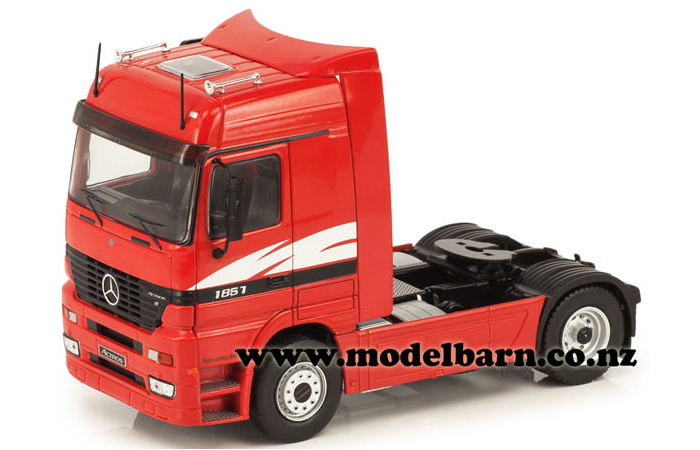 1/43 Mercedes Actros 1857 Prime Mover (1995, red)