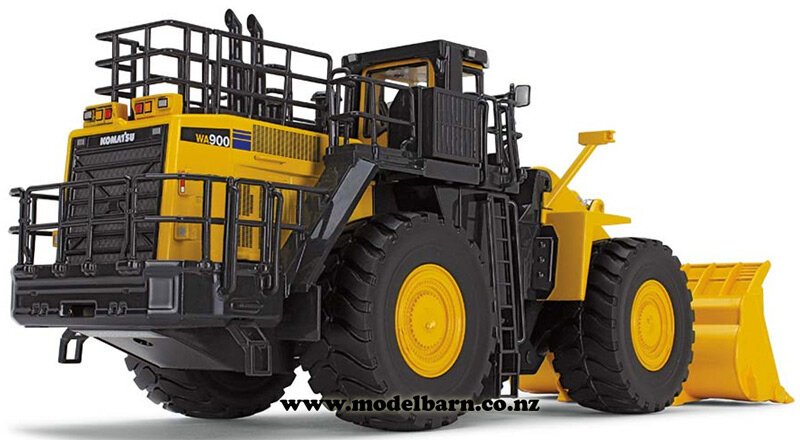 Komatsu WA900-3 Wheel Loader