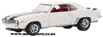 1/64 Chev Camaro Z28 (1969, white)-chevrolet-and-gmc-Model Barn