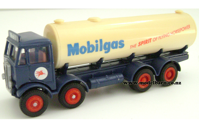 1/76 AEC Mammoth Mark III 4-Axle Tanker "Mobilgas"