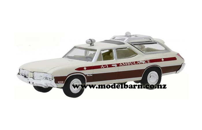 1/64 Oldsmobile Vista Cruiser Station Wagon Ambulance (1970)