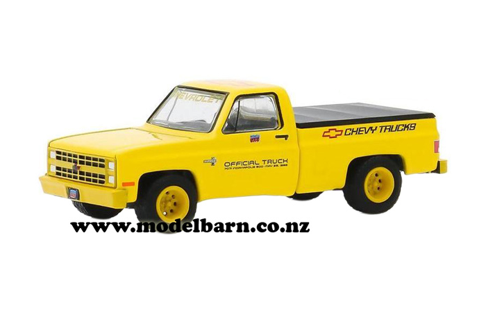 1/64 Chev Silverado Pick-Up (1986, yellow)