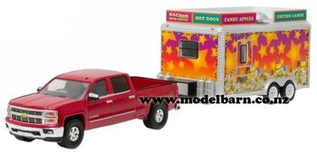 1/64 Chev Silverado Pick-Up (2015) & State Fair Trailer-chevrolet-and-gmc-Model Barn